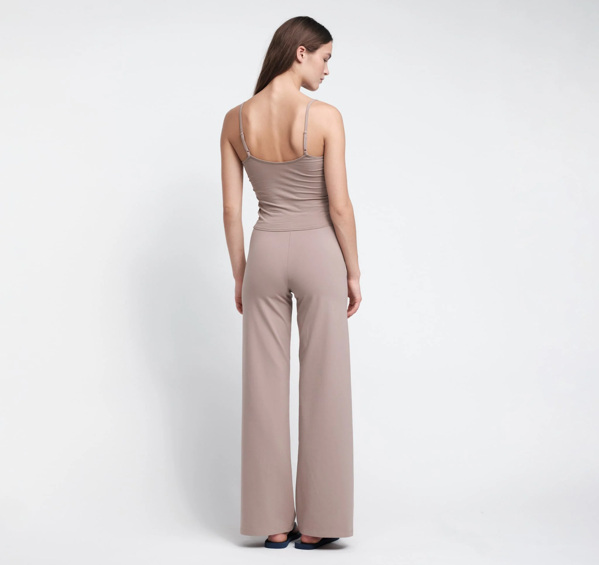 Core Straight Leg Pants - Image 4